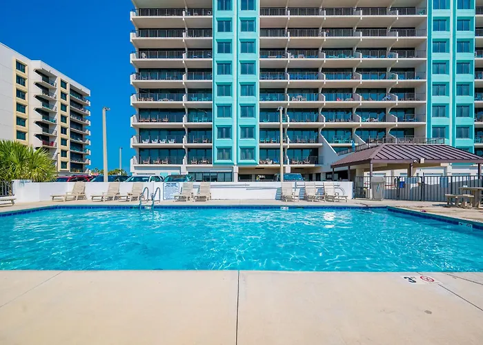 Apartment Island Winds East 501